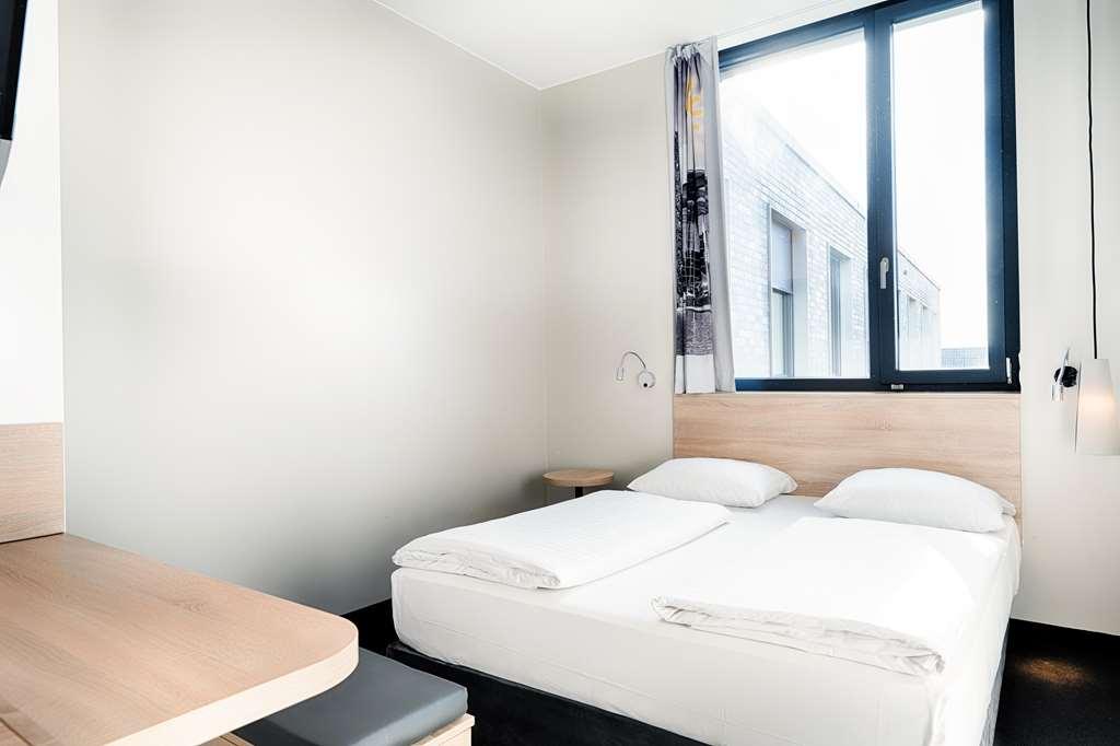 B&B Hotel Munchen Trudering Oberschleißheim Rom bilde
